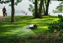 Laden Sie das Bild in den Galerie-Viewer, Husqvarna Automower 430V NERA