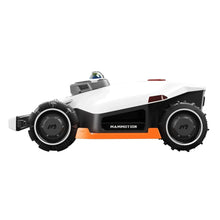 Laden Sie das Bild in den Galerie-Viewer, Mammotion LUBA 3 AWD 10000 Mähroboter – 360° LiDAR, Dual-Kamera-KI &amp; Allradantrieb für bis zu 10.000 m²