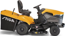 Laden Sie das Bild in den Galerie-Viewer, Stiga Rasentraktor Estate 7102 W Special HONDA mit Mulchstopfen, Anhängerkupplung und Ladegerät