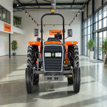 Laden Sie das Bild in den Galerie-Viewer, Tafe Classic-Universalschlepper 240S mit AS-Bereifung und Hinterradantrieb